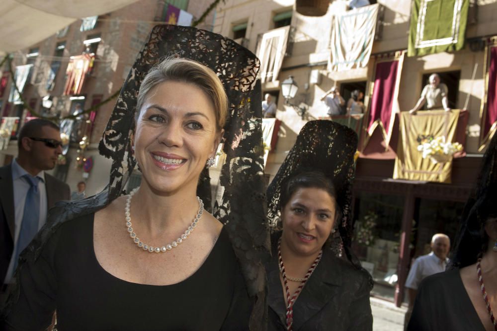 María Dolores de Cospedal, tras convertirse en la primera mujer en presidir Castilla-La Mancha, en la procesión del Corpus Christi de Toledo en 2011.