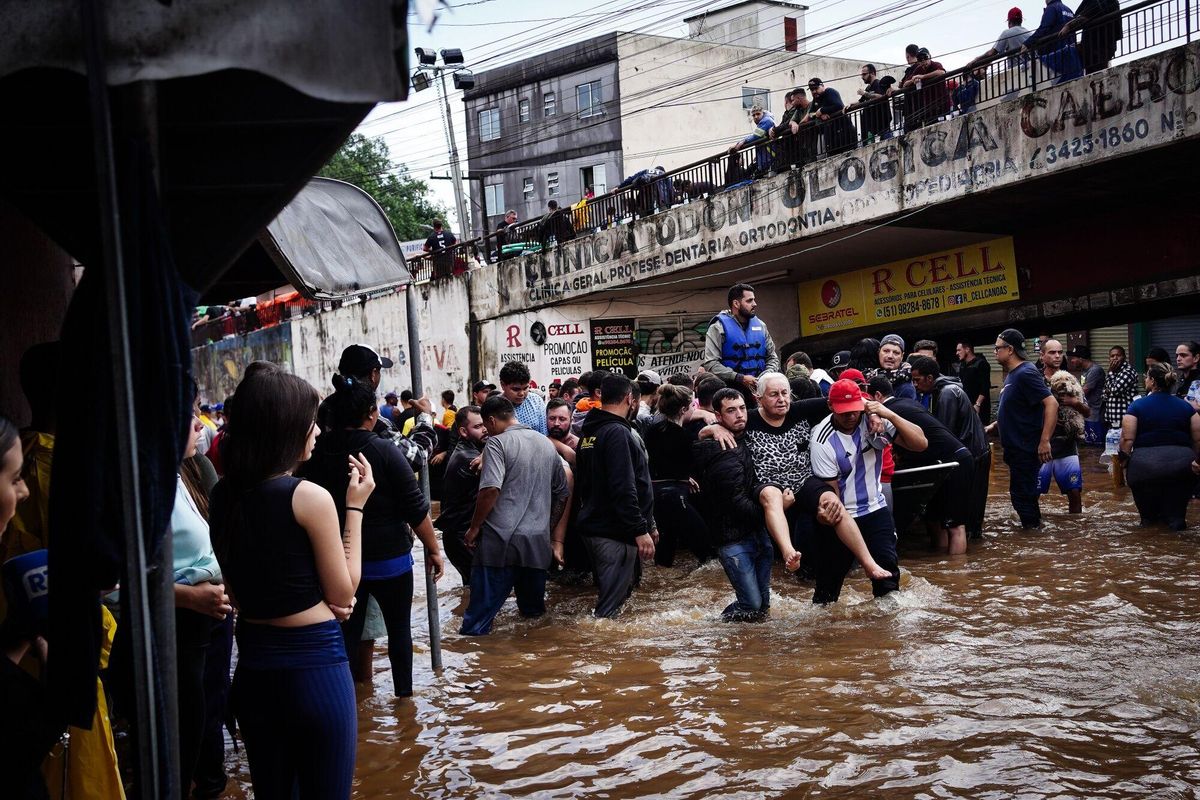 Las peores inundaciones en Brasil en los últimos 80 años