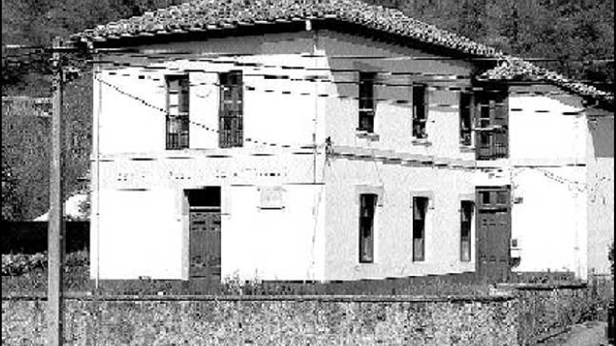 La escuela de Antrialgo.