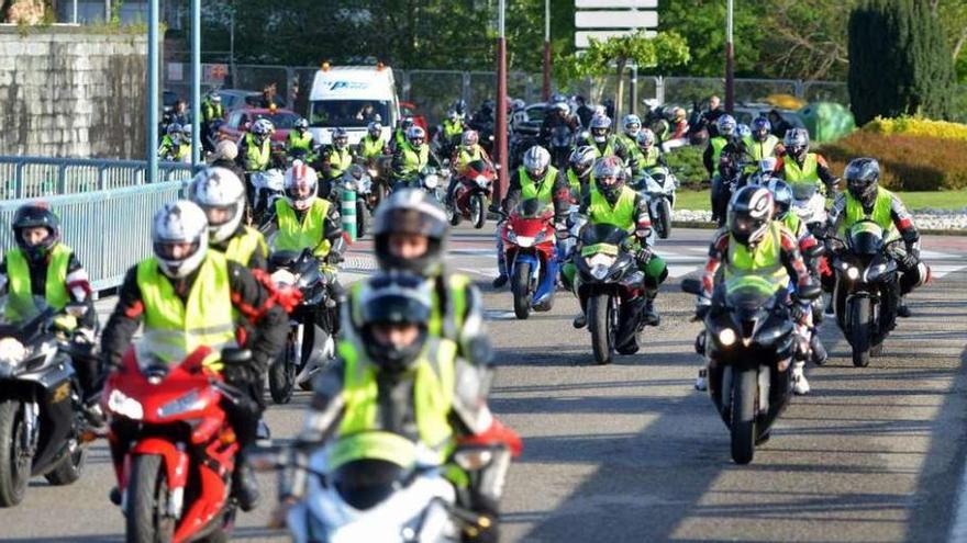 Salida de la marcha que recorrió toda Galicia en la ciudad de Pontevedra. // Gustavo Santos