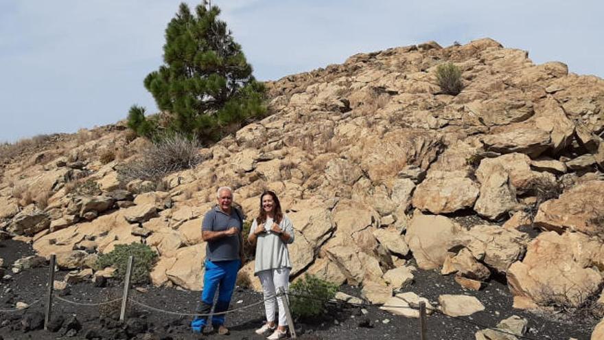 La zona arqueológica está ubicada en la falda suroeste del volcán de San Antonio, sin una cronología exacta.