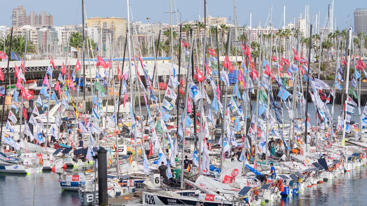 Embarcaciones de la Mini Transat en Las Palmas de Gran Canaria en 2017.