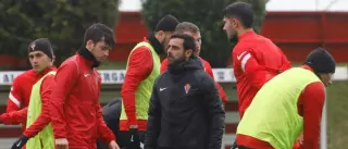Aitor García, recuperado para la visita del Fuenlabrada a El Molinón