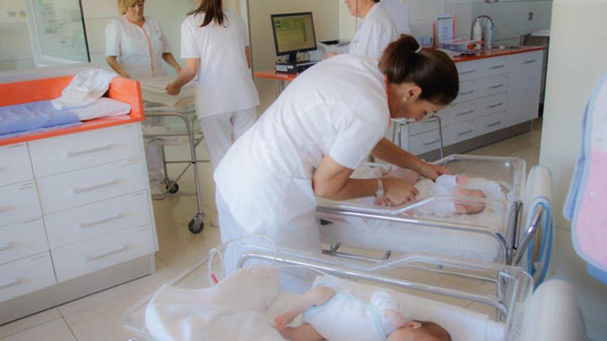 Las dos pequeñas han estado cuarenta y tres días en la Unidad de Neonatología.