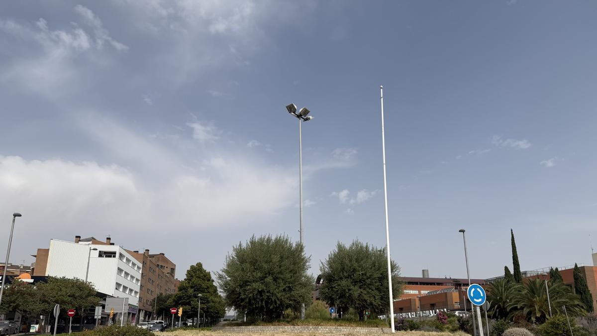 La rotonda sense l'estelada