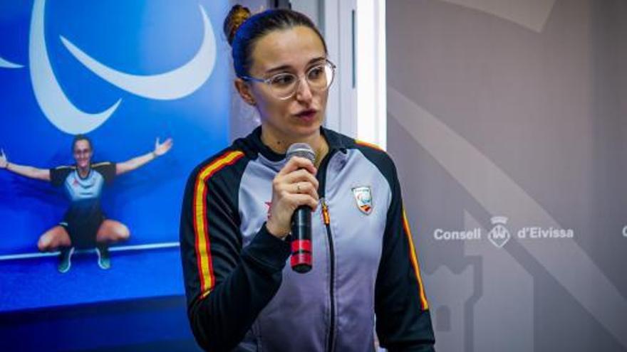 María Delgado, esportista paralímpica: «Nedar als Paralímpics va ser viure un somni»