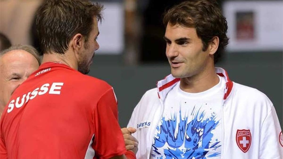 Federer felicita a Wawrinka tras su partido