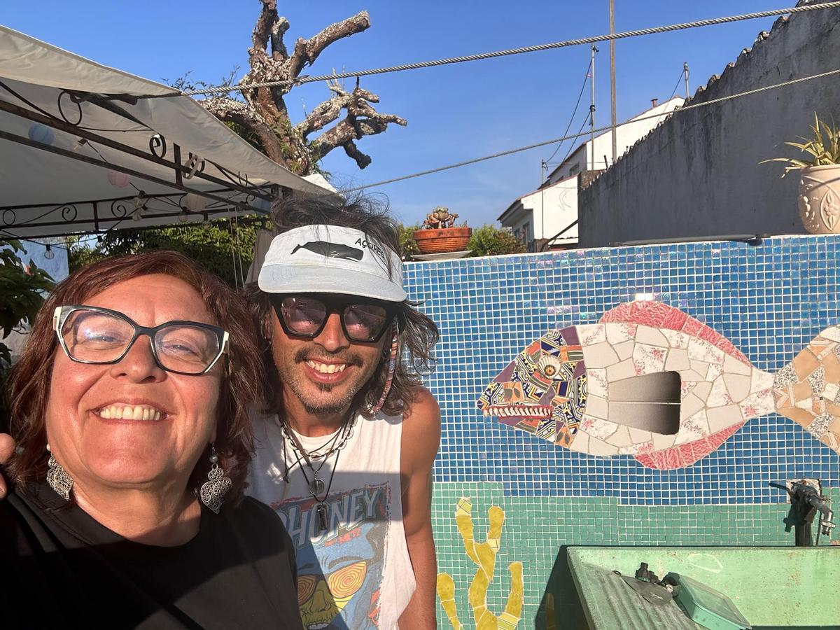 Uxía é a organizadora dun ciclo peculiar de concertos con alma no xardín da súa casa na Illa de Arousa.