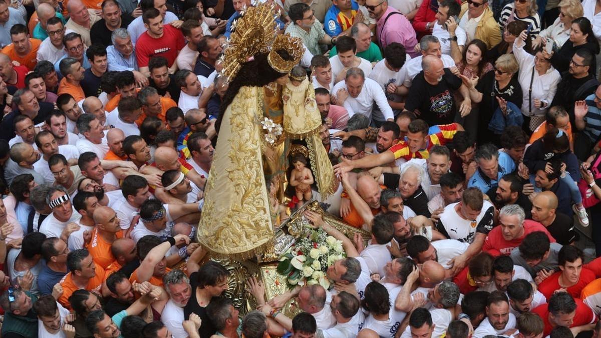 Traslado de la Mare de Déu dels Desemparats, imagen de archivo del acto celebrado en 2024.