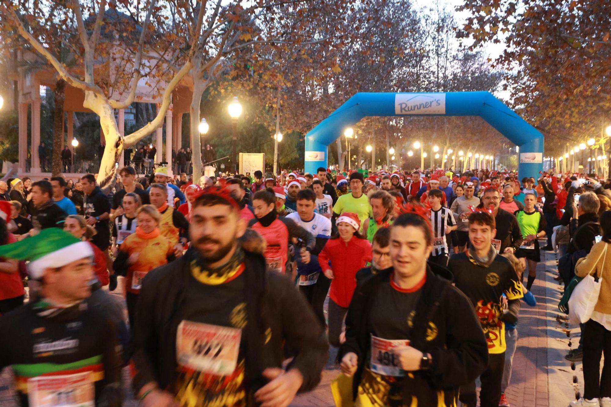 Castelló despide el 2023 corriendo la San Silvestre: No te pierdas las fotos