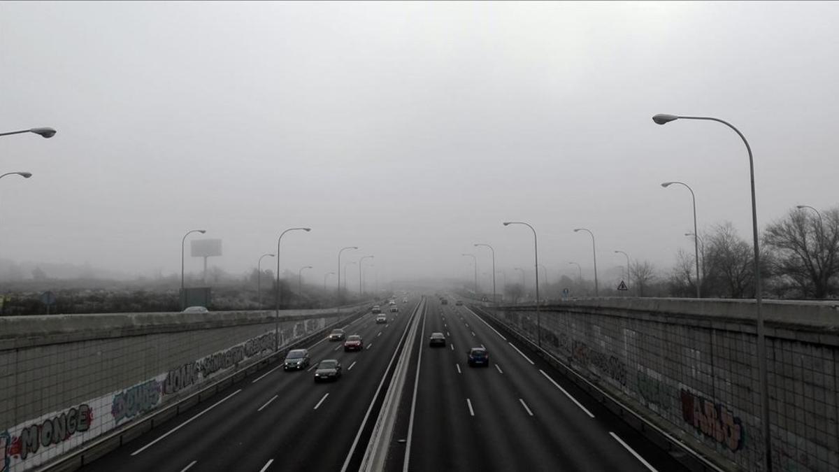 zentauroepp36728333 gra001 madrid  31 12 2016   vista de los bancos de niebla a 170102090308