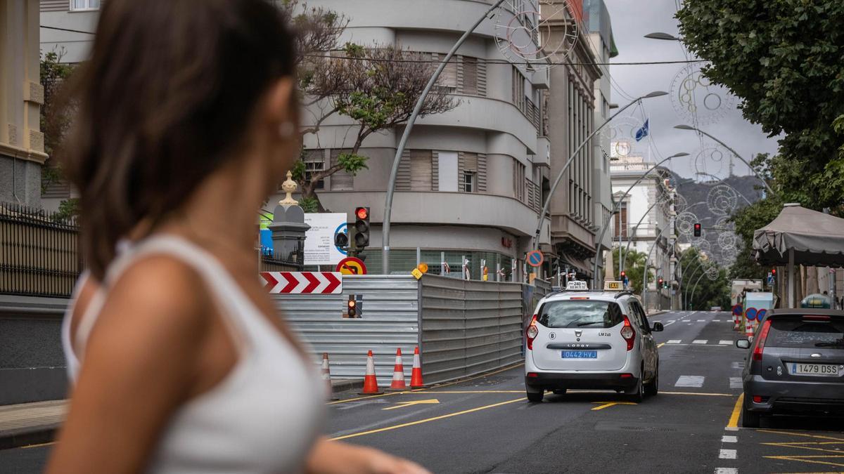 Calle Méndez Núñez, situada en la zona centro del municipio de Santa Cruz de Tenerife.
