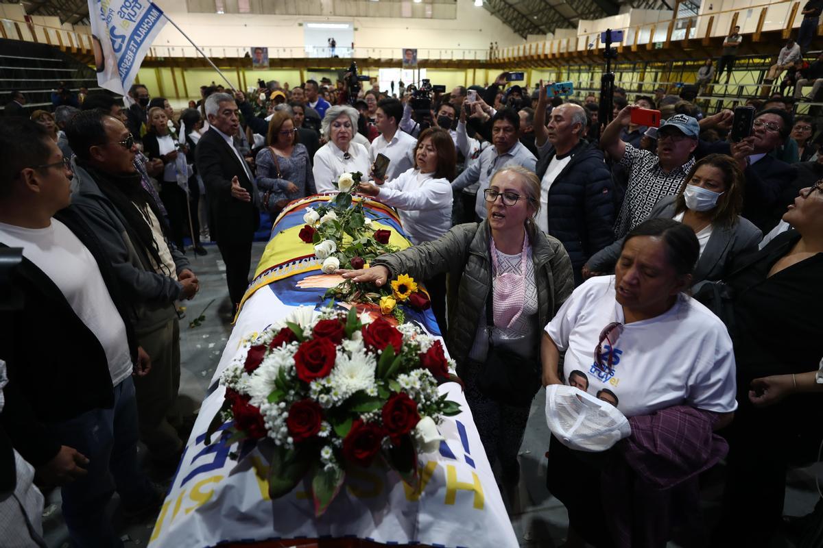 Quito despide al candidato asesinado Fernando Villavicencio