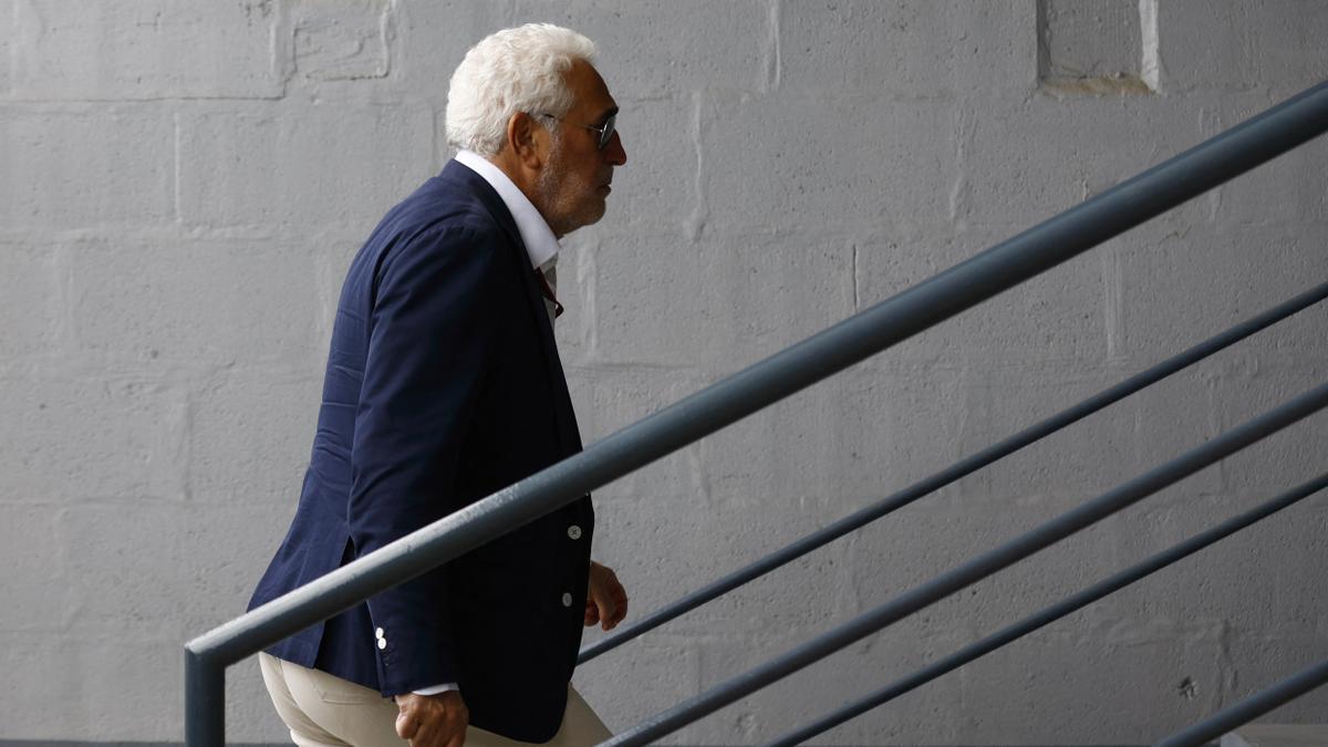 Lawrence Stroll, padre de Lance, durante el Gran Premio de Hungría en Budapest.