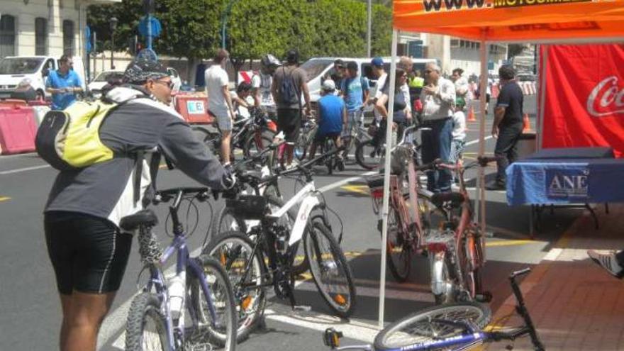 Las bicicletas eléctricas comenzaron a usarse ayer.