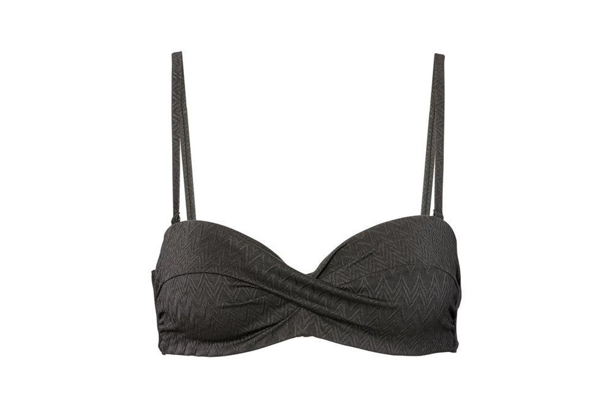 Top de bikini negro de C&amp;A. (Precio: 14, 90 euros)