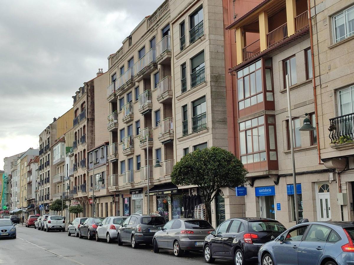Vista de edificios en el centro de Moaña.