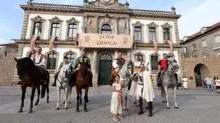 La farándula medieval llena las calles de Pontevedra