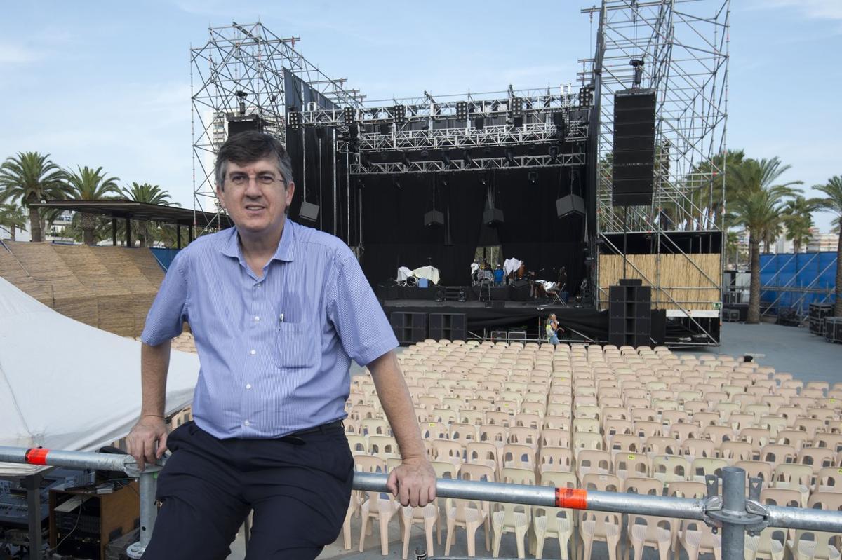 Toni Cabero, propietario de estucturas y escenarios para fiestas mayores y festivales.