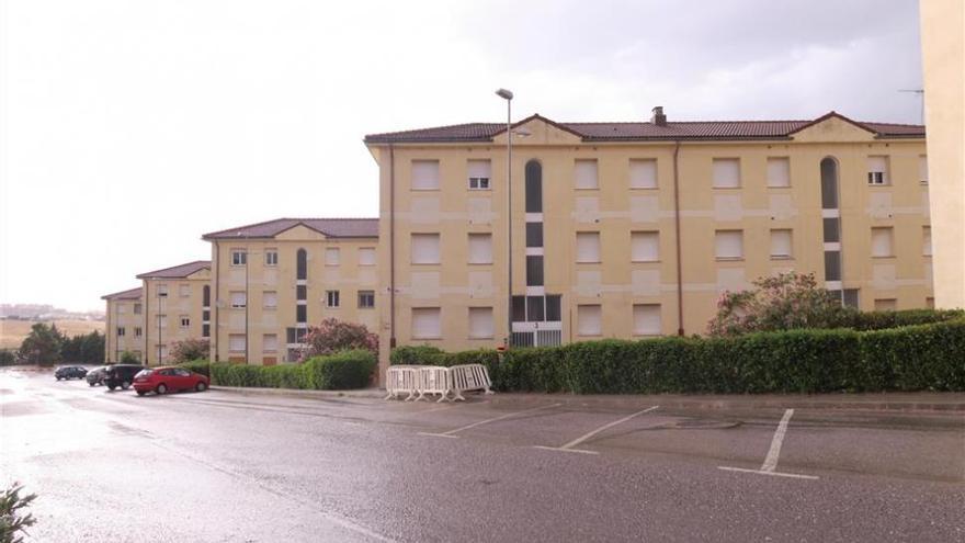 La Uex reclama al Ayuntamiento de Cáceres 143.000 euros por la luz de los apartamentos del campus