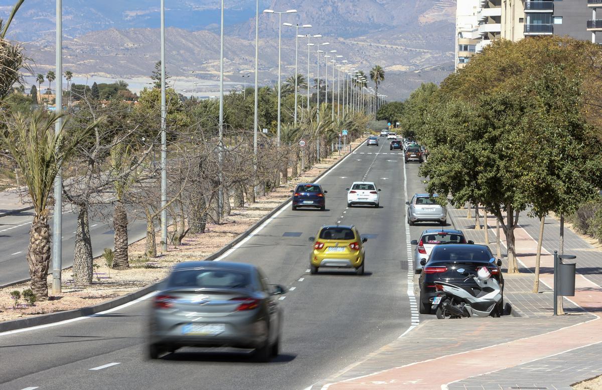 La velocidad preocupa a los vecinos de la avenida de las Naciones