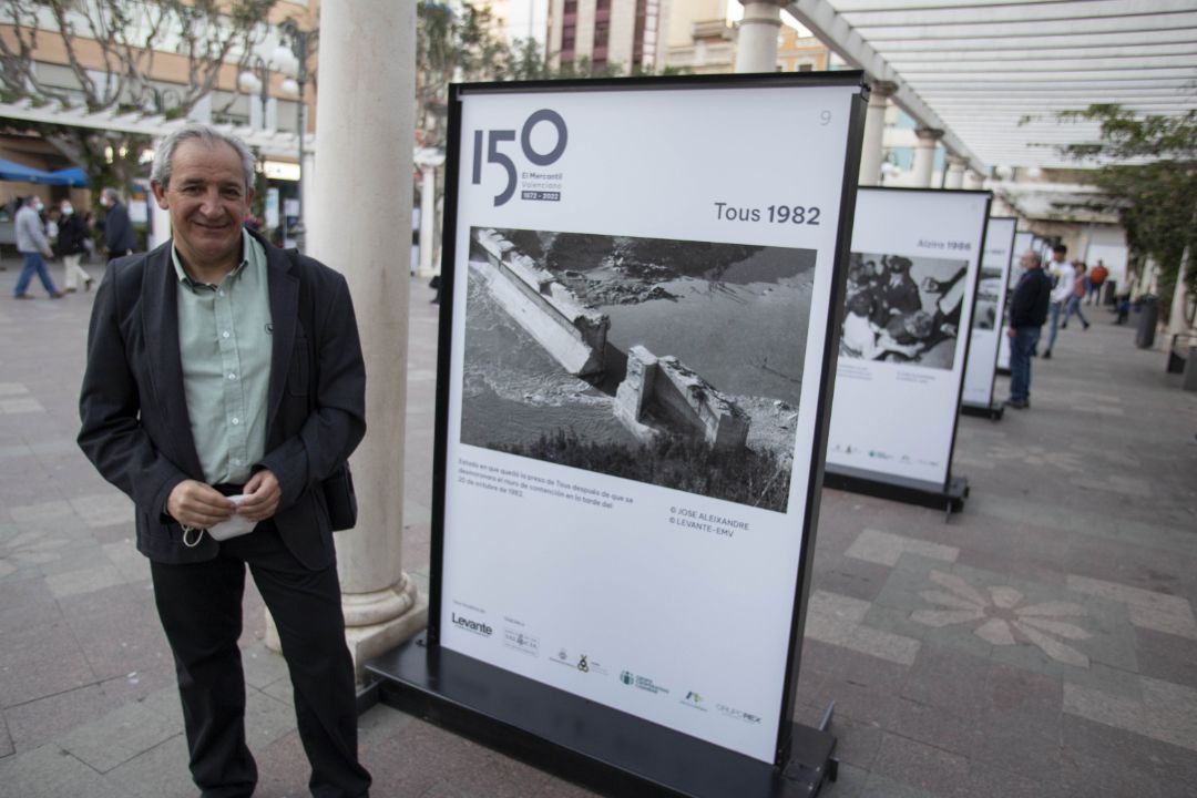 Inauguración de la exposición 150 años de Levante-EMV en Alzira