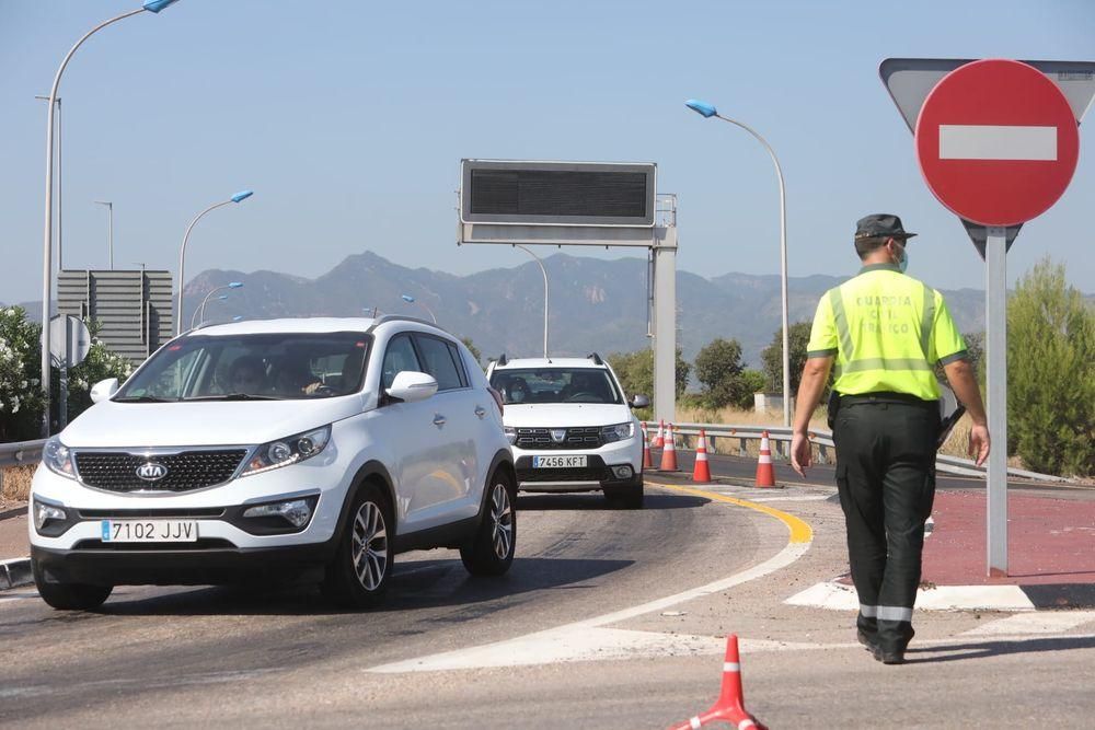 Colas en la AP-7 tras volcar un camión a la altura de Vila-real