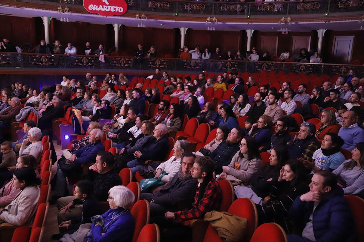 Público en el teatro