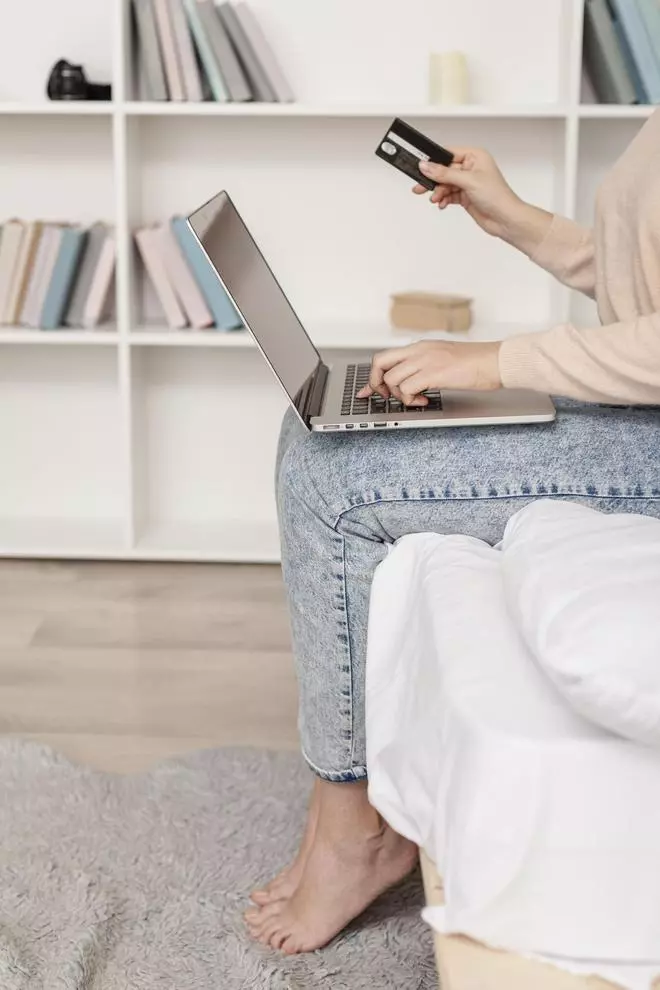 Cuidado con los libros a precio de "ganga" en la web: pueden ser falsos o ilegales