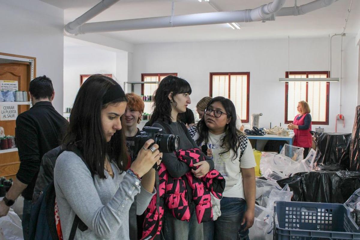 Gravació de les estudiants d'Elx.