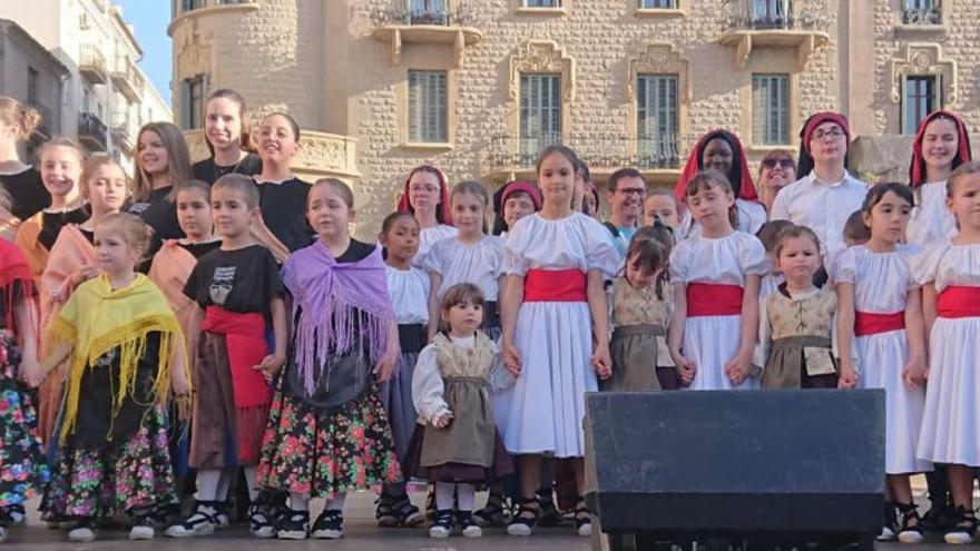 El Casal Cultural Dansaires Manresans celebra una nova edició de l’Oreneta Infantil i Juvenil