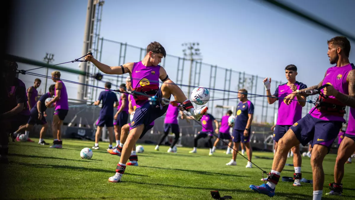 El Valencia pide la cesión de Pau Víctor