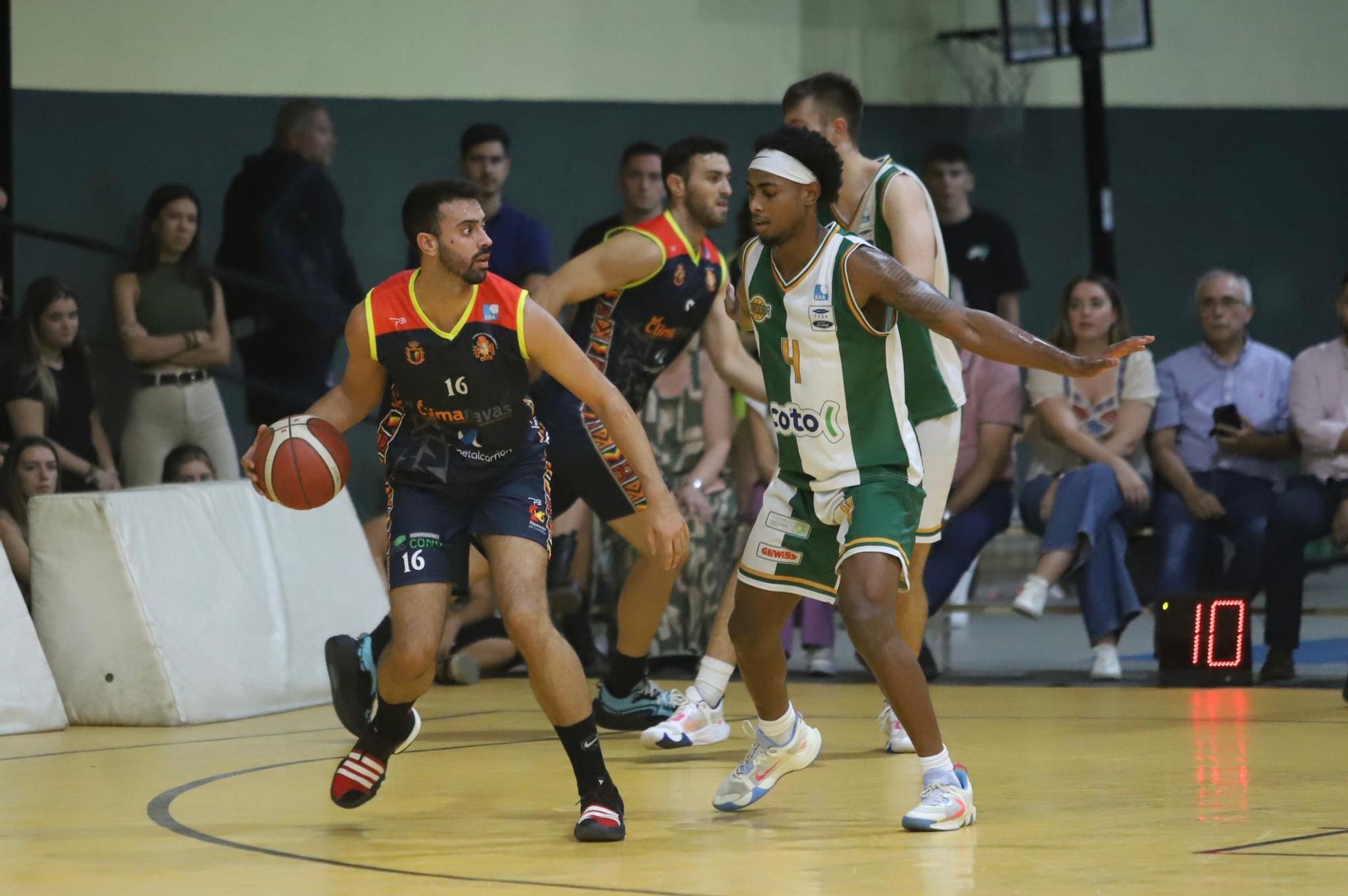 La semifinal de Copa Diputación Coto Córdoba Baloncesto - Peñarroya, en imágenes