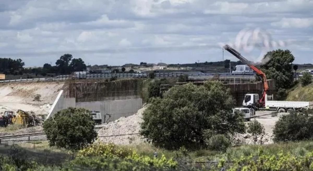 Obras en la variante de Malpartida de Cáceres.