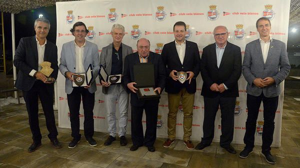 Les principals autoritats assistents al Sopar dels 75 anys.