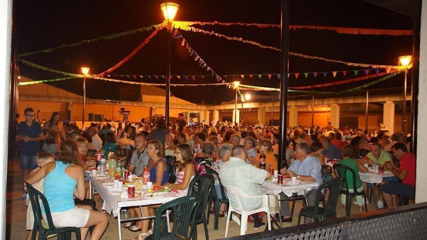 Guadassèquies celebra sus tradicionales fiestas patronales con gran éxito y afluencia