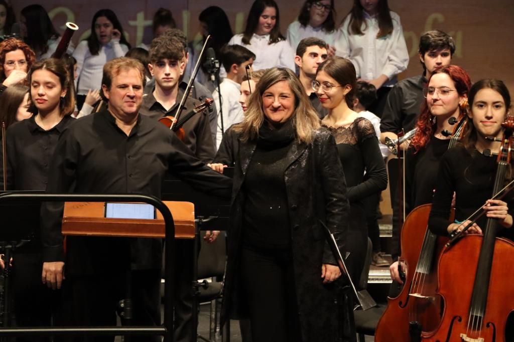 Acto de homenaje a los ángeles a lo largo de la historia.