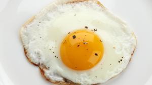 Un huevo frito.