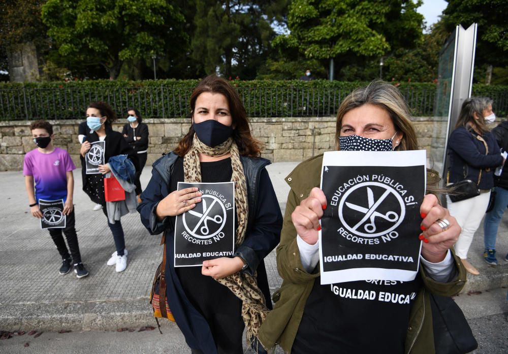 Los IES Sánchez Cantón y Valle Inclán, en pie de guerra por la educación presencial