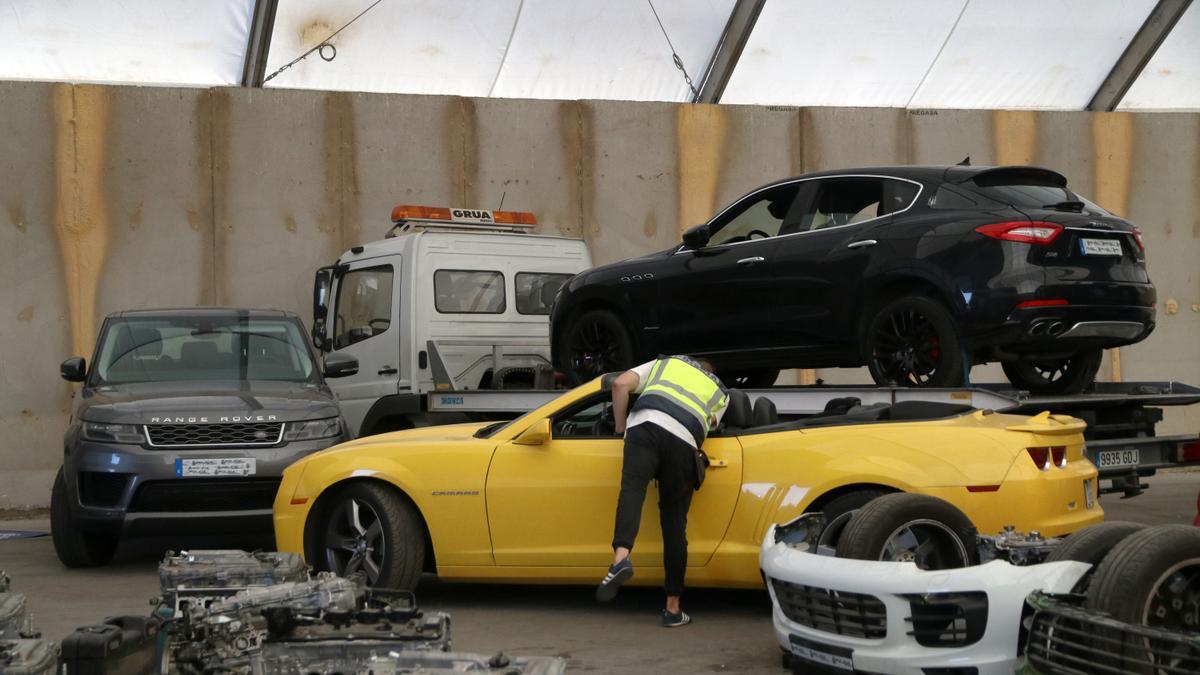La Policía Nacional desarticula una banda dedicada al robo de coches de lujo