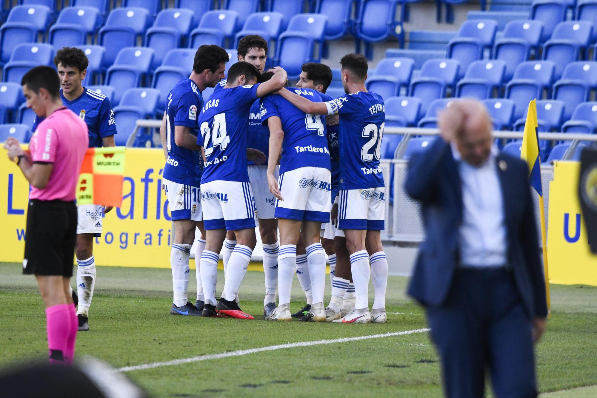 El partido del Oviedo, en imágenes