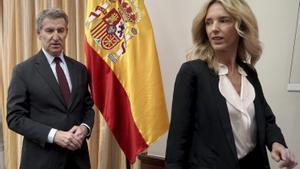 Cayetana: "Sí a la guerra contra l’Iran"