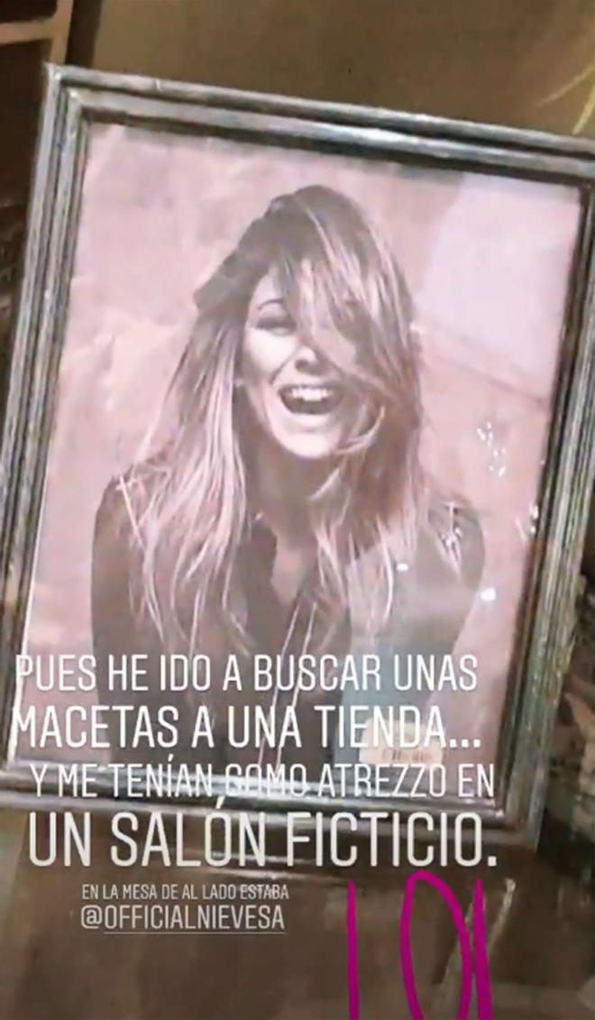 Blanca Suárez se encuentra con ella misma en una tienda