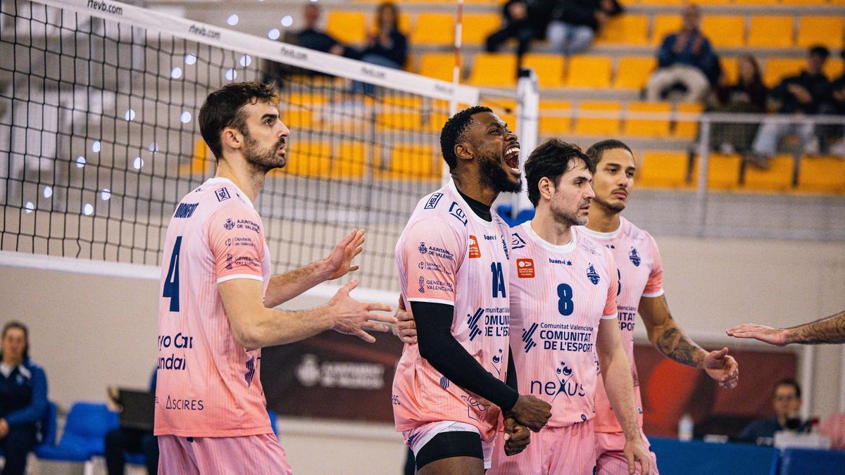 Los jugadores del Léleman quieren despedir el año con victoria en casa