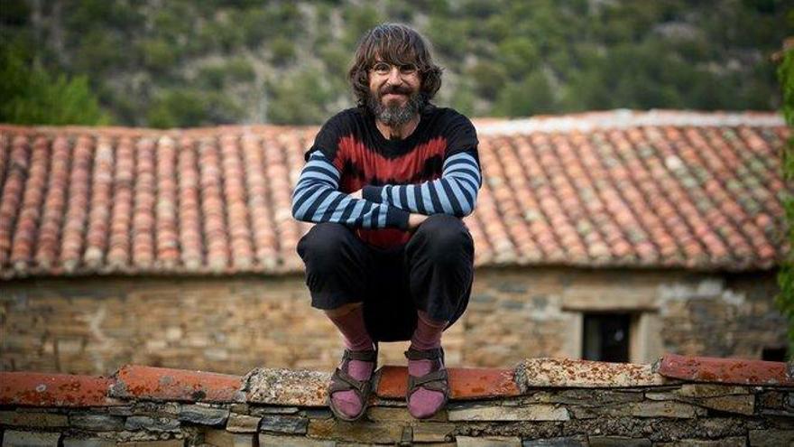 Santi Millán: &quot;Tenemos mucho que aprender de la gente de pueblo&quot;