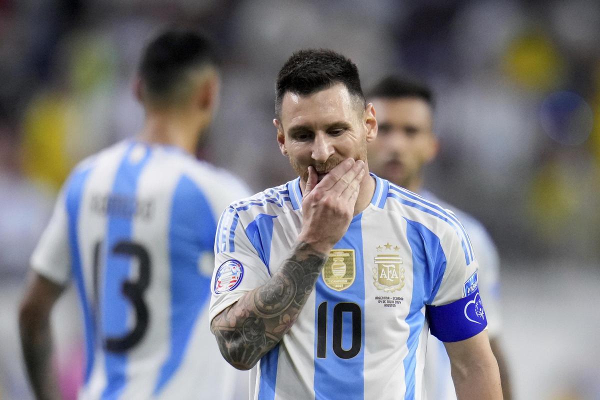 Leo Messi probó suerte a lo Panenka... Y falló