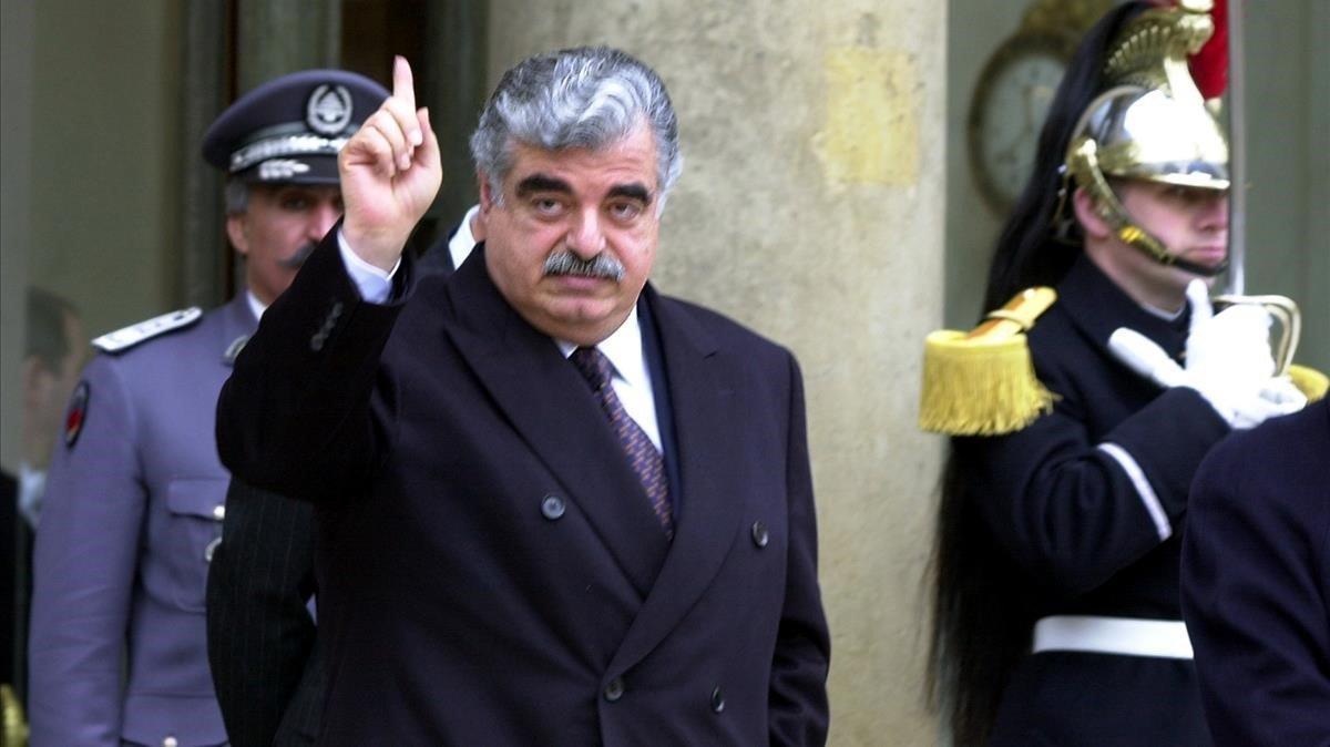 zentauroepp54526743 file photo  lebanese prime minister rafik hariri leaves the 200818112100