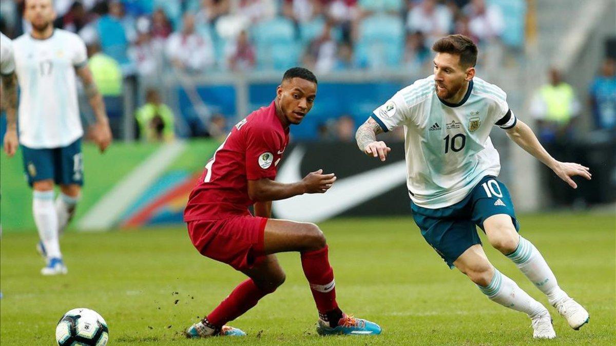 Leo Messi capitaneó a Argentina en un partido a cara o cruz