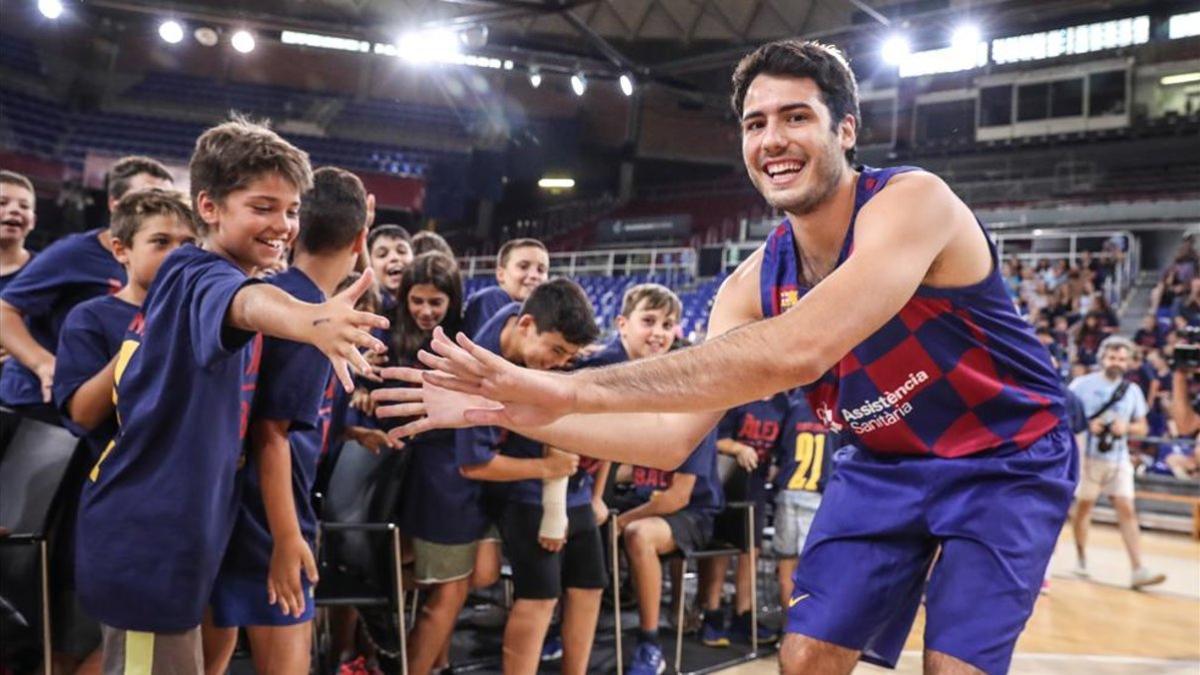 Los grandes fichajes han despertado el interés de los aficionados culés para ir al Palau