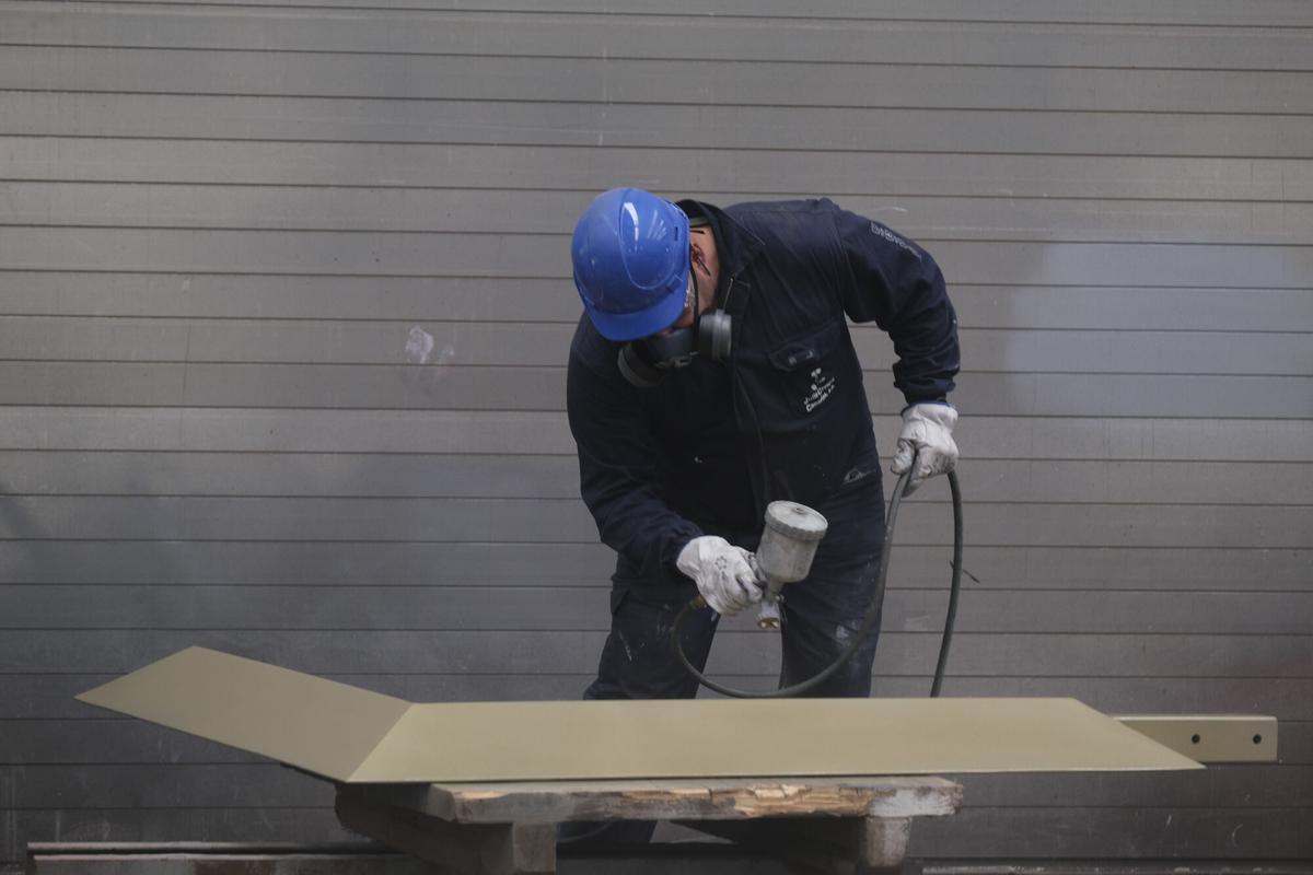 Trabajos para la construcción de la réplica del 'Juguete del Viento'.